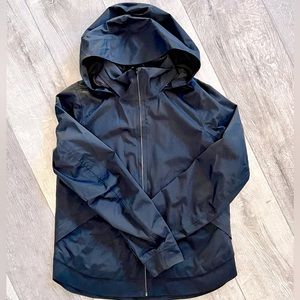 Lululemon rain jacket - size 6